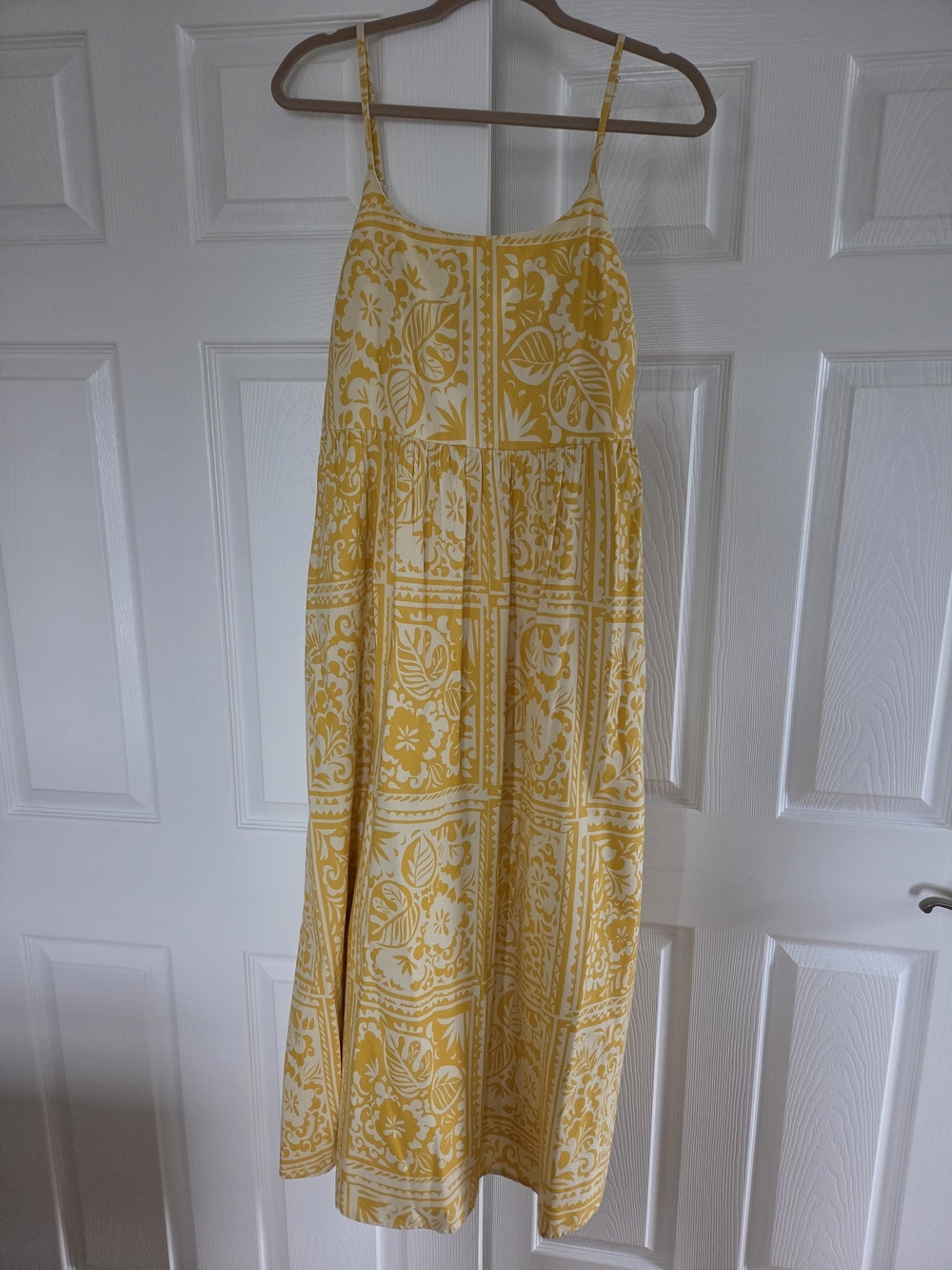 Japna Yellow and White Floral Print Midi Dress (size L)